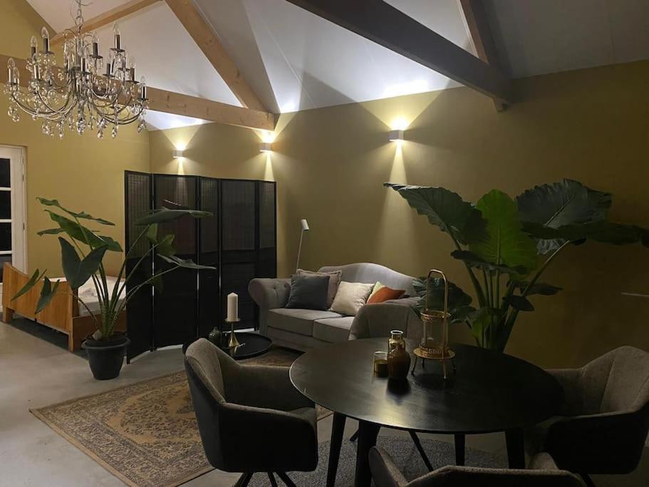 Chalet De Os Aan De Dijk *